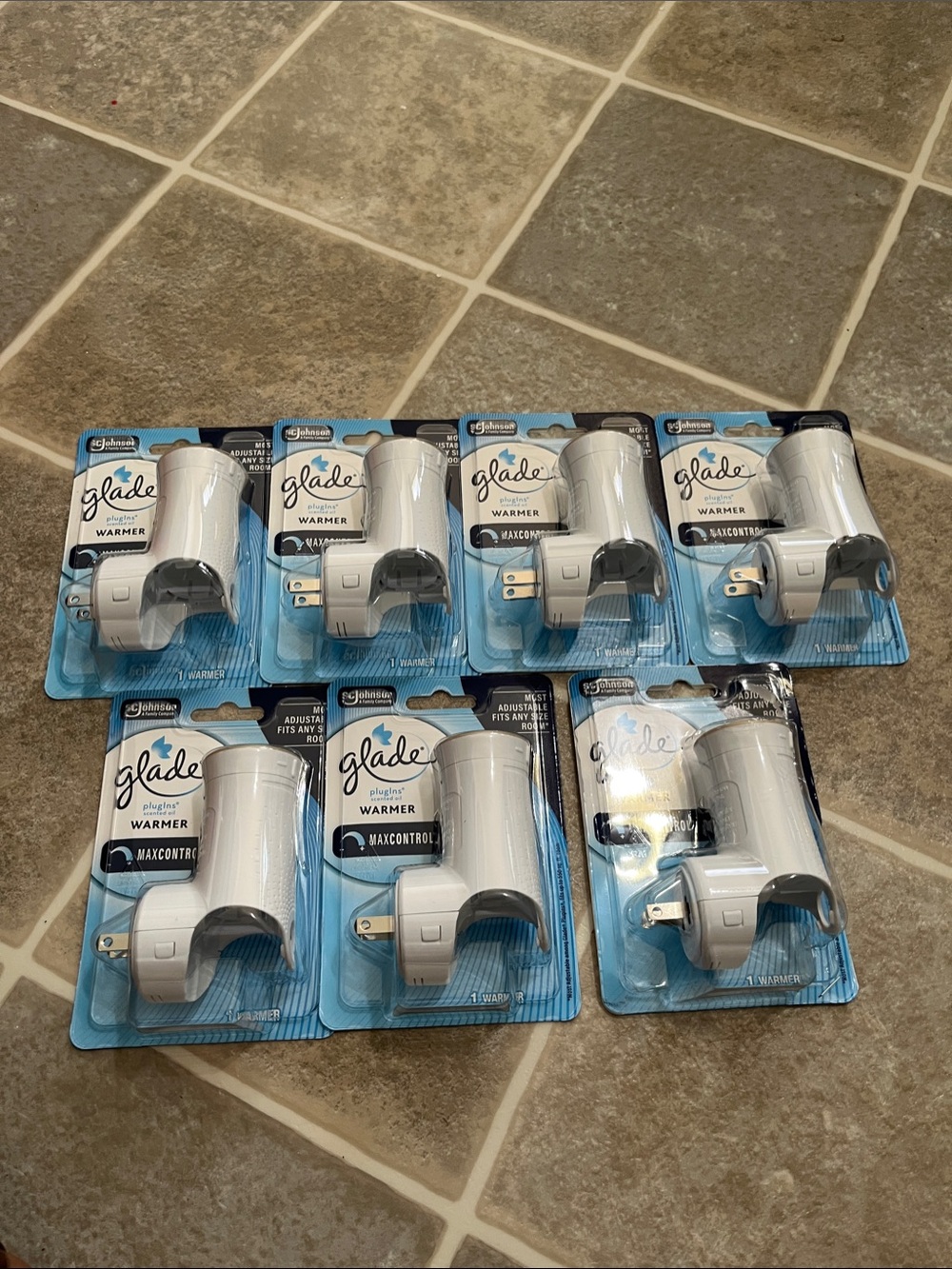 Glade White Plug-In Fragrance Warmers – Set of 7